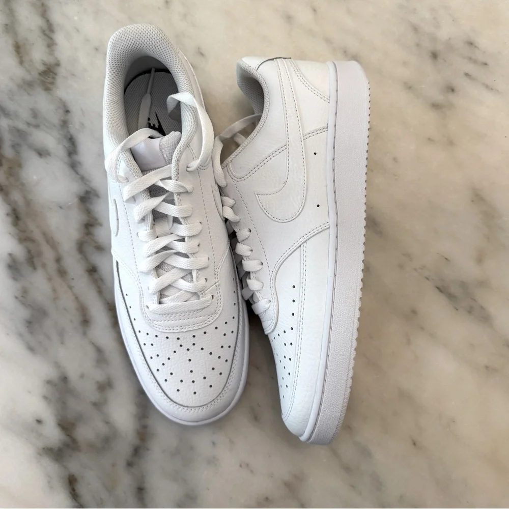 Women’s Nike Court Vision Size 11w - Picture 2 of 7